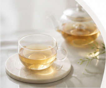 施術後にいただく温かいお茶